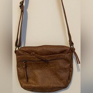 Bueno Tan Crossbody Bag